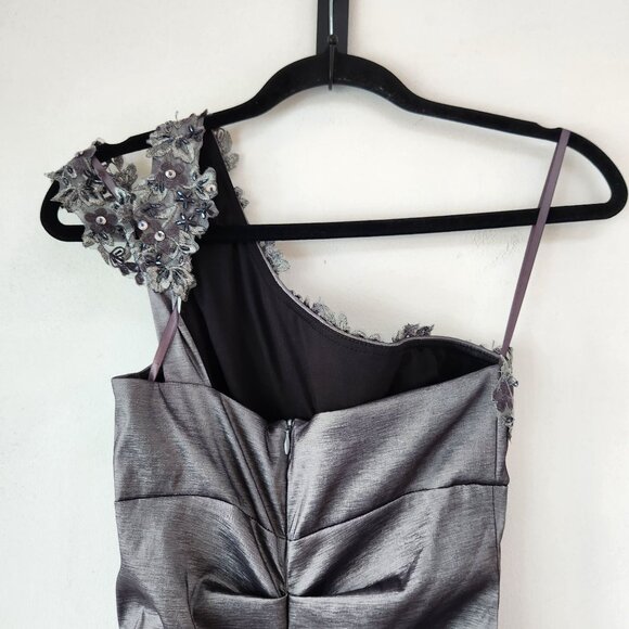 Cache Silver Prom Dress One-Shoulder Beaded Ruched Trumpet Full Length 90s Y2K 4 - Picture 6 of 8